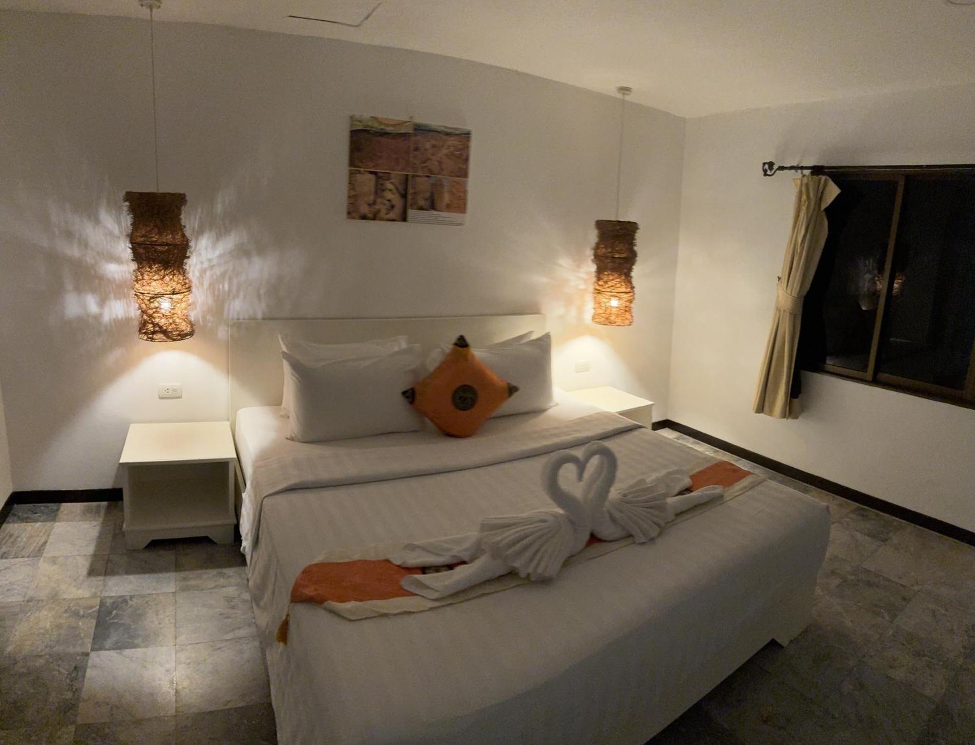 Istanbul Boutique Hotel Patong Exterior photo